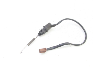 CONTACTEUR FEU STOP ARRIERE