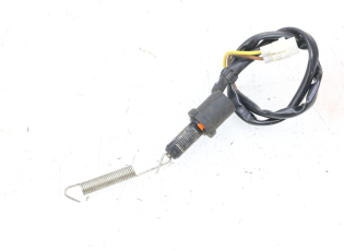 CONTACTEUR FEU STOP ARRIERE