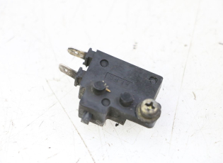 CONTACTEUR FEU STOP DROIT