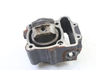 CYLINDRE PISTON