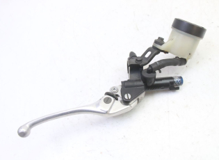 MAITRE CYLINDRE AVANT