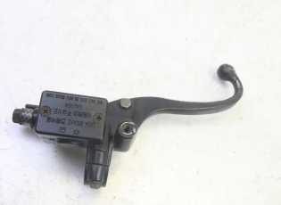 MAITRE CYLINDRE AVANT