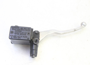 MAITRE CYLINDRE AVANT