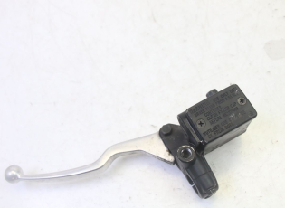 MAITRE CYLINDRE FREIN ARRIERE