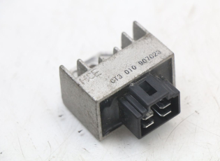 REGULATEUR CHARGE
