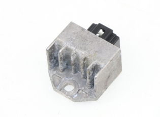 REGULATEUR CHARGE