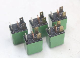 RELAIS ELECTRIQUE
