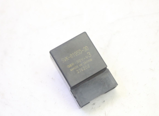 RELAIS POMPE À ESSENCE