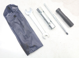 TROUSSE A OUTILS