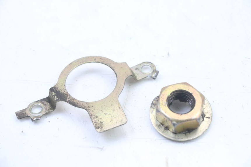 photo de SPROCKET OUTPUT SHAFT NUT HYOSUNG GTR 125 (2006 - 2008)