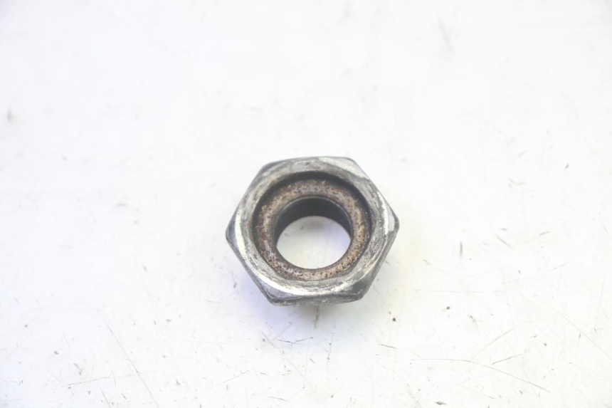 photo de SPROCKET OUTPUT SHAFT NUT KAWASAKI KXF KX-F 250 (2017 - 2019) - Zoom on usage condition