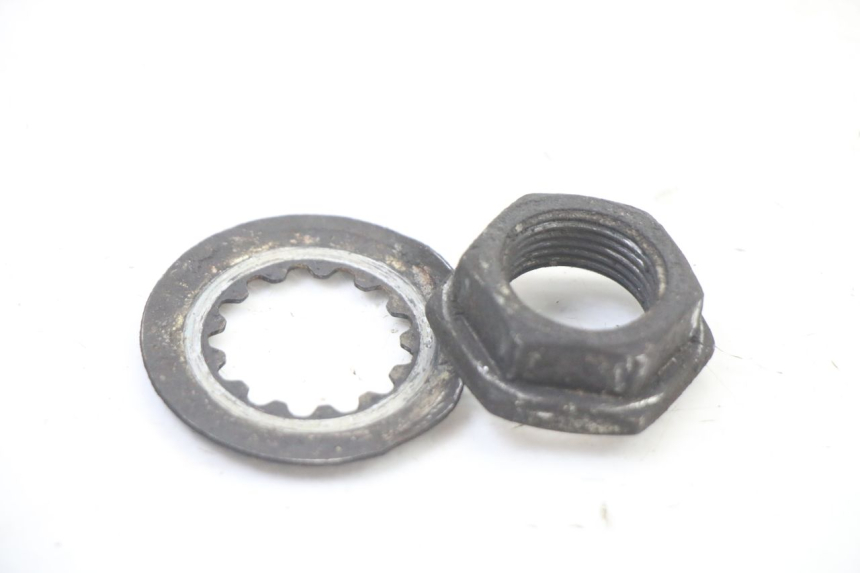 photo de SPROCKET OUTPUT SHAFT NUT KAWASAKI ZR7 ZR-7 S 750 (1999 - 2004) - Main view