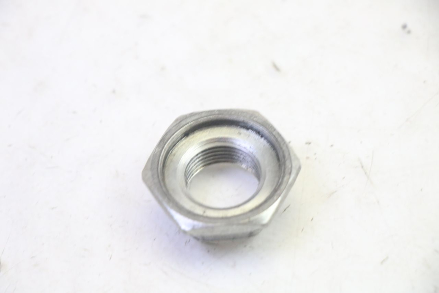 photo de FORK CROWN NUT KAWASAKI GPZ RX 1000 (1986 - 1988) - Zoom on usage condition