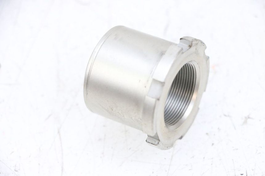 photo de FORK CROWN NUT YAMAHA MT-07 MT07 ABS 700 (2018 - 2020) - Zoom on usage condition