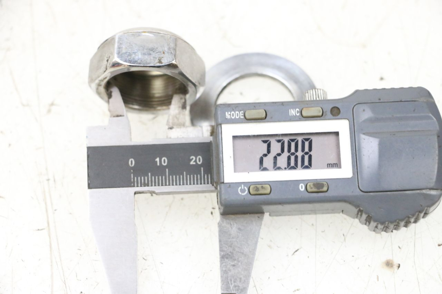 photo de FORK CROWN NUT HONDA NSR R 125 (1994 - 2003) - Component detail