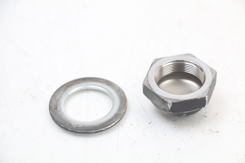 photo de FORK CROWN NUT SUZUKI GSR 750 (2011 - 2017)