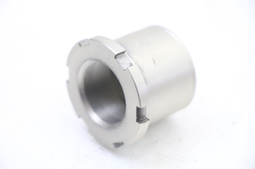 photo de FORK CROWN NUT YAMAHA TRACER 7 700 (2020 - 2024) - Alternative perspective