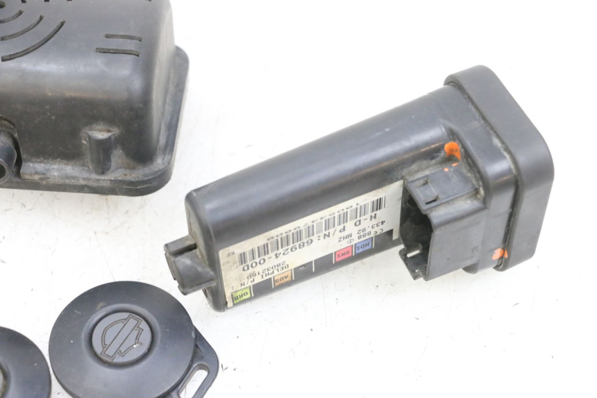 photo de ANTI-THEFT ALARM HARLEY DAVIDSON SPORTSTER XL CUSTOM 883 (1999 - 2006) - Fixing points details