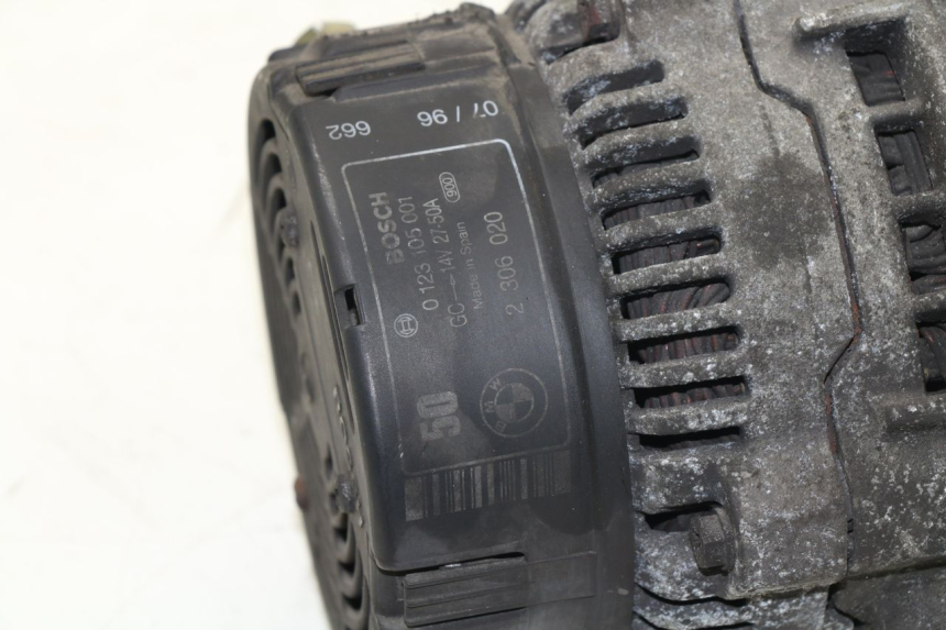 photo de ALTERNATOR BMW R RT ABS 1100 (1996 - 2001) - Alternative perspective