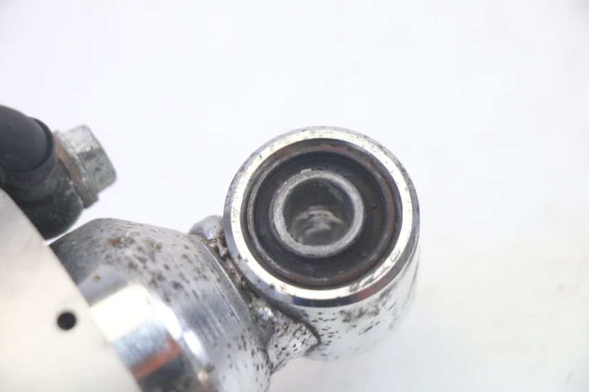 photo de REAR SHOCK ABSORBER SUZUKI DL V STROM 1000 (2002 - 2007) - Technical close-up