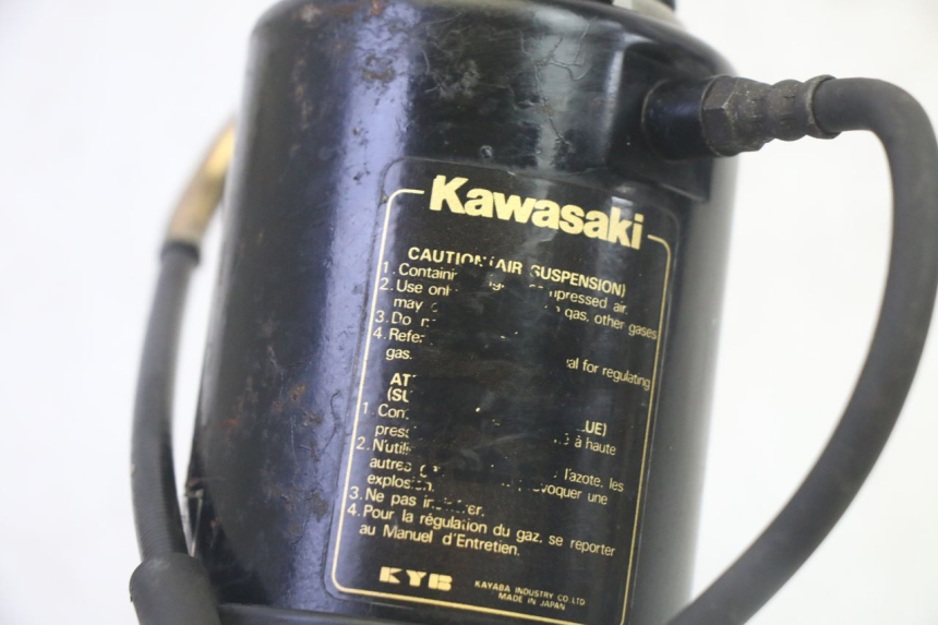 photo de REAR SHOCK ABSORBER KAWASAKI GPZ RX 1000 (1986 - 1988) - Fixing points details