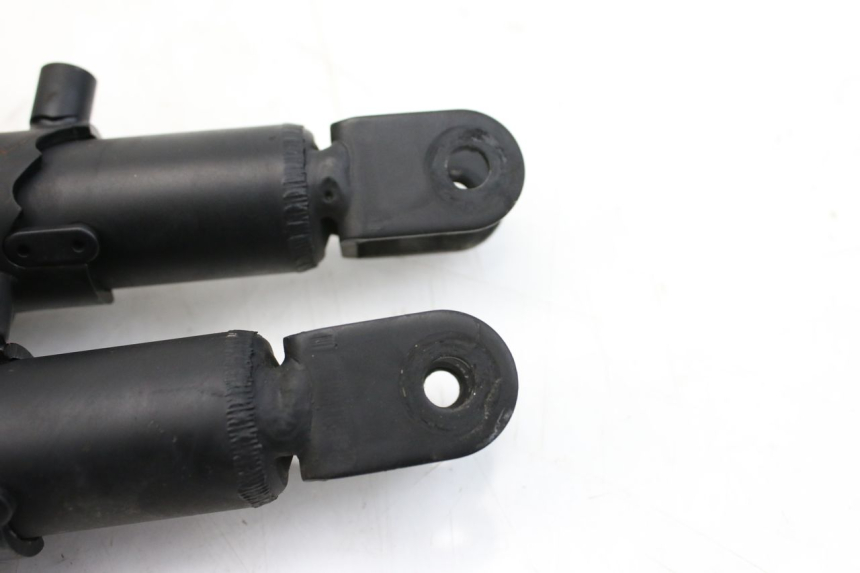 photo de REAR SHOCK ABSORBER PEUGEOT TWEET 125 (2010 - 2017)