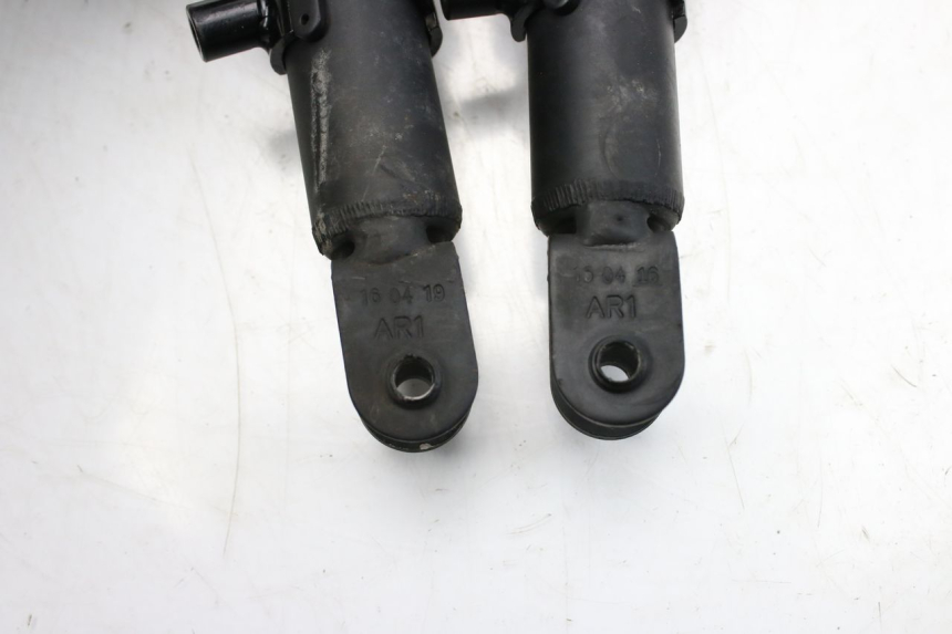 photo de REAR SHOCK ABSORBER PEUGEOT TWEET 125 (2010 - 2017)