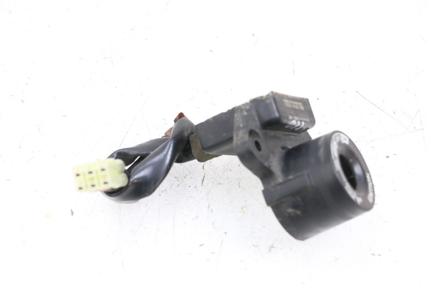 photo de TRANSPONDER ANTENNA YAMAHA X-MAX XMAX 125 (2010 - 2013) - Fixing points details