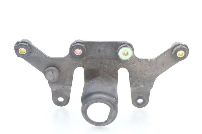 photo de SPEEDOMETER BRACKET SUZUKI GN 125 (1997 - 2000)