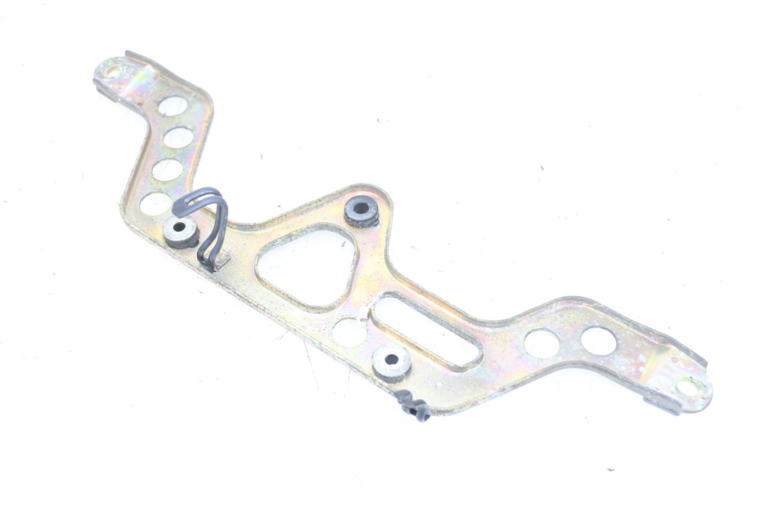 photo de SPEEDOMETER BRACKET KAWASAKI GPX R WARBIRD 600 (1988 - 1993) - Zoom on usage condition