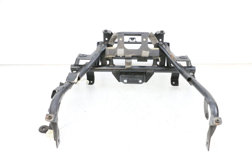 photo de FRONT FAIRING BRACKET SUZUKI BURGMAN EXECUTIVE ABS 650 (2006 - 2012) - Product overview