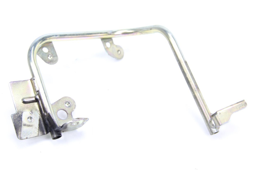 photo de FRONT FAIRING BRACKET YAMAHA CYGNUS X INJECTION 125 (2007 - 2013)
