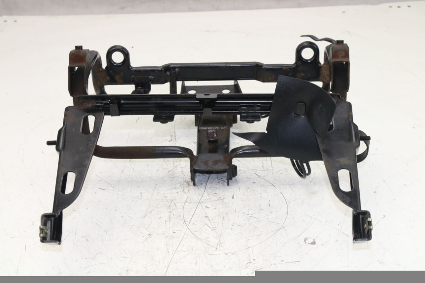 photo de FRONT FAIRING BRACKET SYM JOYRIDE 125 (2002 - 2009)