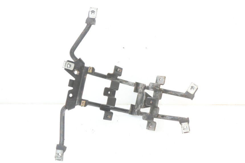 photo de FRONT FAIRING BRACKET RENAULT KOURANOS 125 (2001 - 2004)