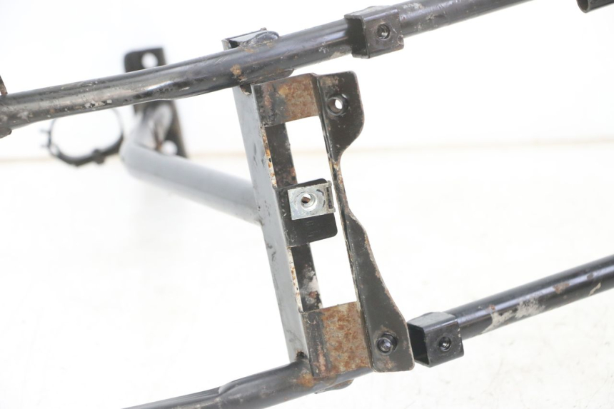 photo de FRONT FAIRING BRACKET PIAGGIO MP3 LT 300 (2010 - 2016)