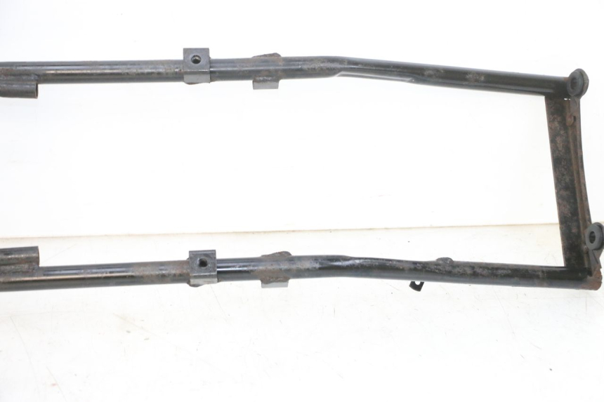 photo de FRONT FAIRING BRACKET PIAGGIO MP3 RL 250 (2007 - 2010) - Distinctive features