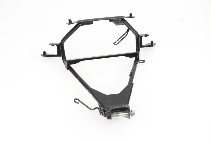 photo de FRONT FAIRING BRACKET DAELIM S2 FI 125 (2008 - 2017)