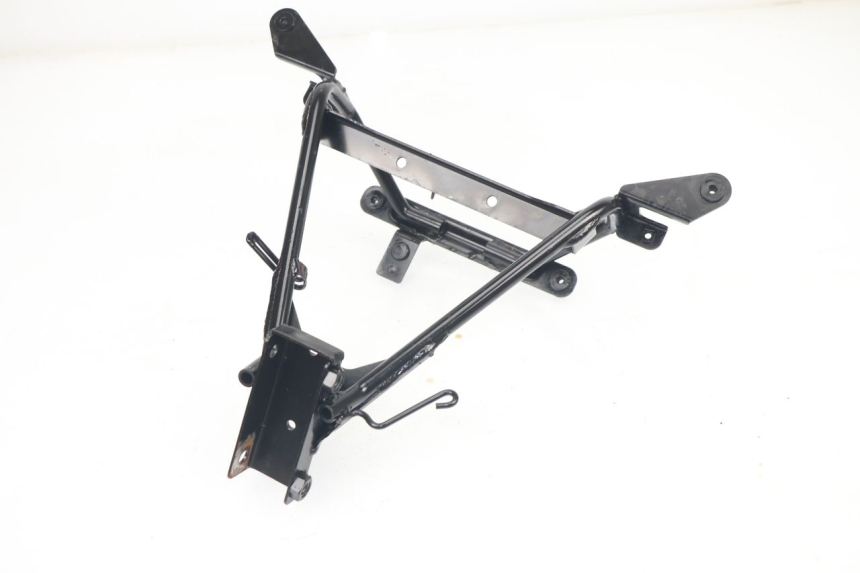 photo de FRONT FAIRING BRACKET DAELIM S2 FI 125 (2008 - 2017)