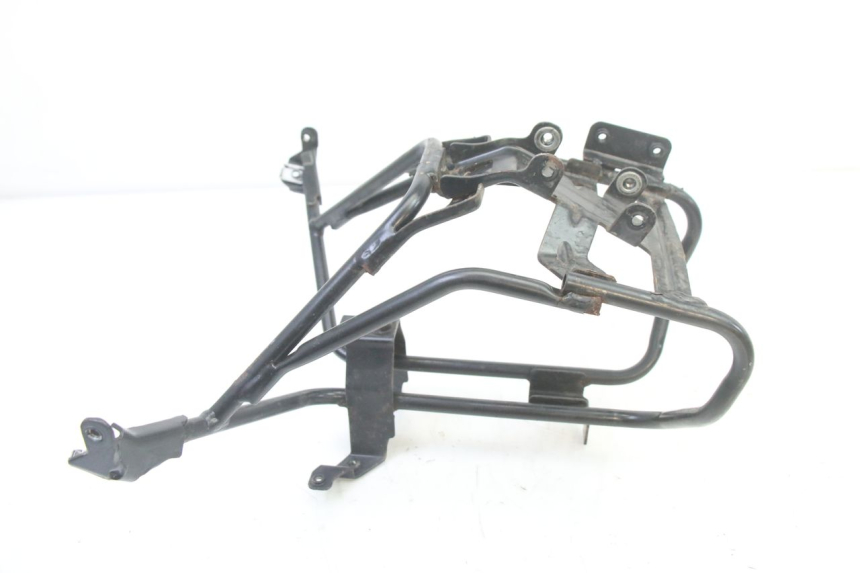 photo de FRONT FAIRING BRACKET PEUGEOT SATELIS 250 (2006 - 2012)