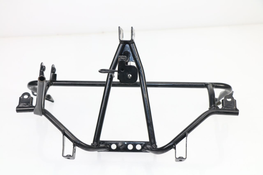 photo de FRONT FAIRING BRACKET SUZUKI UH BURGMAN 125 (2002 - 2006)