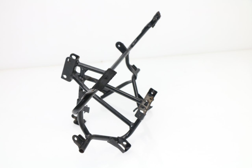 photo de FRONT FAIRING BRACKET SUZUKI UH BURGMAN 125 (2002 - 2006)