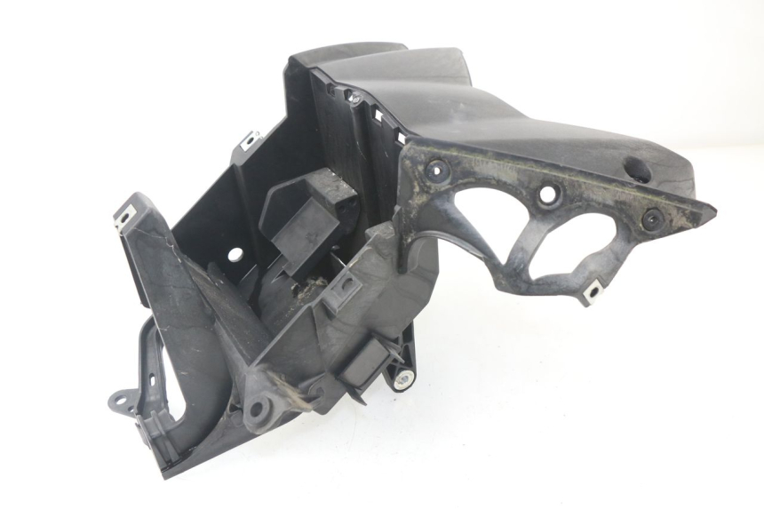 photo de FRONT FAIRING BRACKET YAMAHA XMAX X-MAX ABS 125 (2014 - 2016) - Alternative perspective