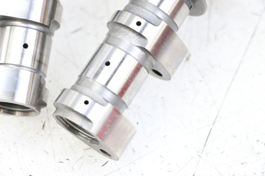 photo de CAMSHAFT HONDA CRF R 250 (2020 - 2021)