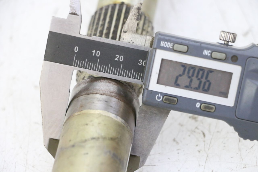 photo de DRIVE SHAFT HYTRACK S 150 (2003 - 2011)