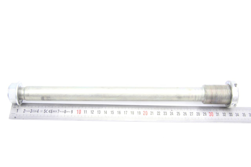 photo de SWING ARM AXLE SUZUKI GSR 600 (2005 - 2012)