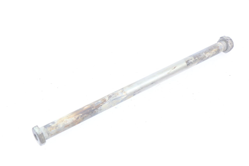 photo de SWINGARM PIVOT BOLT YAMAHA MT-07 MT07 ABS 700 (2014 - 2017)