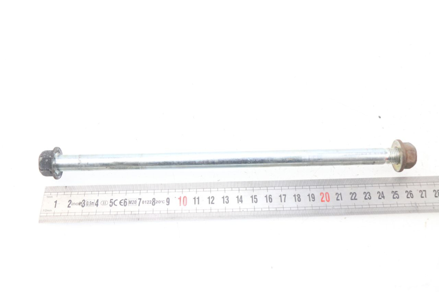 photo de SWINGARM PIVOT BOLT YAMAHA SR 125 (1982 - 2003)