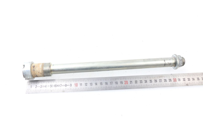 photo de SWING ARM AXLE KAWASAKI ZX-6R ZX6R 636 (2003 - 2004)