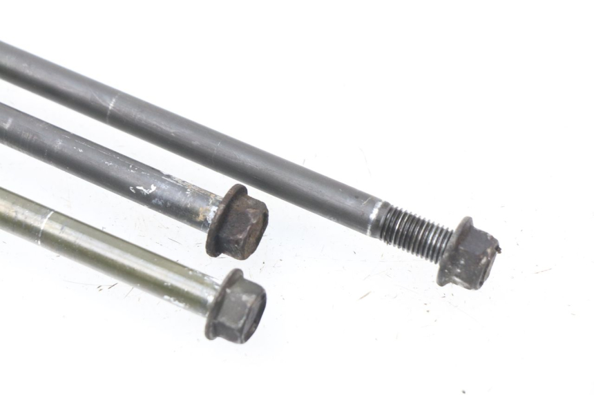 photo de ENGINE AXLE SUZUKI BURGMAN 650 (2002 - 2004)
