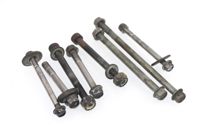 photo de ENGINE AXLE YAMAHA FZS FAZER 600 (2001 - 2003)